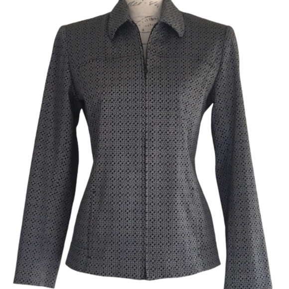 Dana Buchman Jackets & Blazers - Dana Buchman Zip Front Blazer.